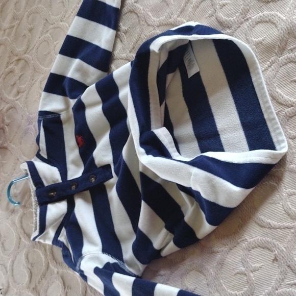 4@30.00 or 12.00 BOYS Shirt by CARTERS - Picture 7 of 13